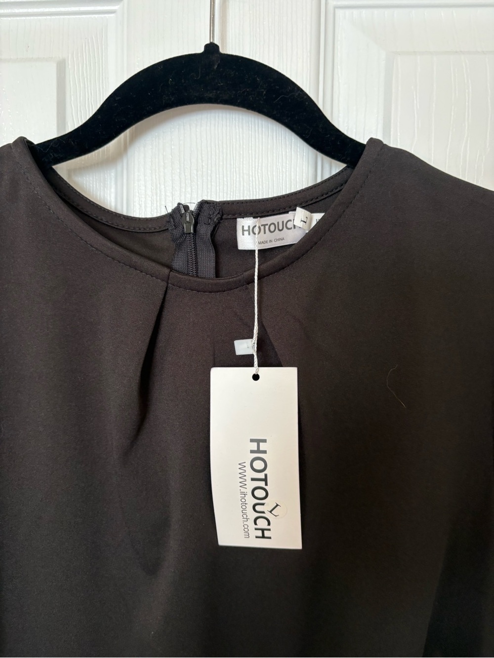 Black Ruched Midi Dress with Three-Quarter Sleeves - Picture 2 of 4